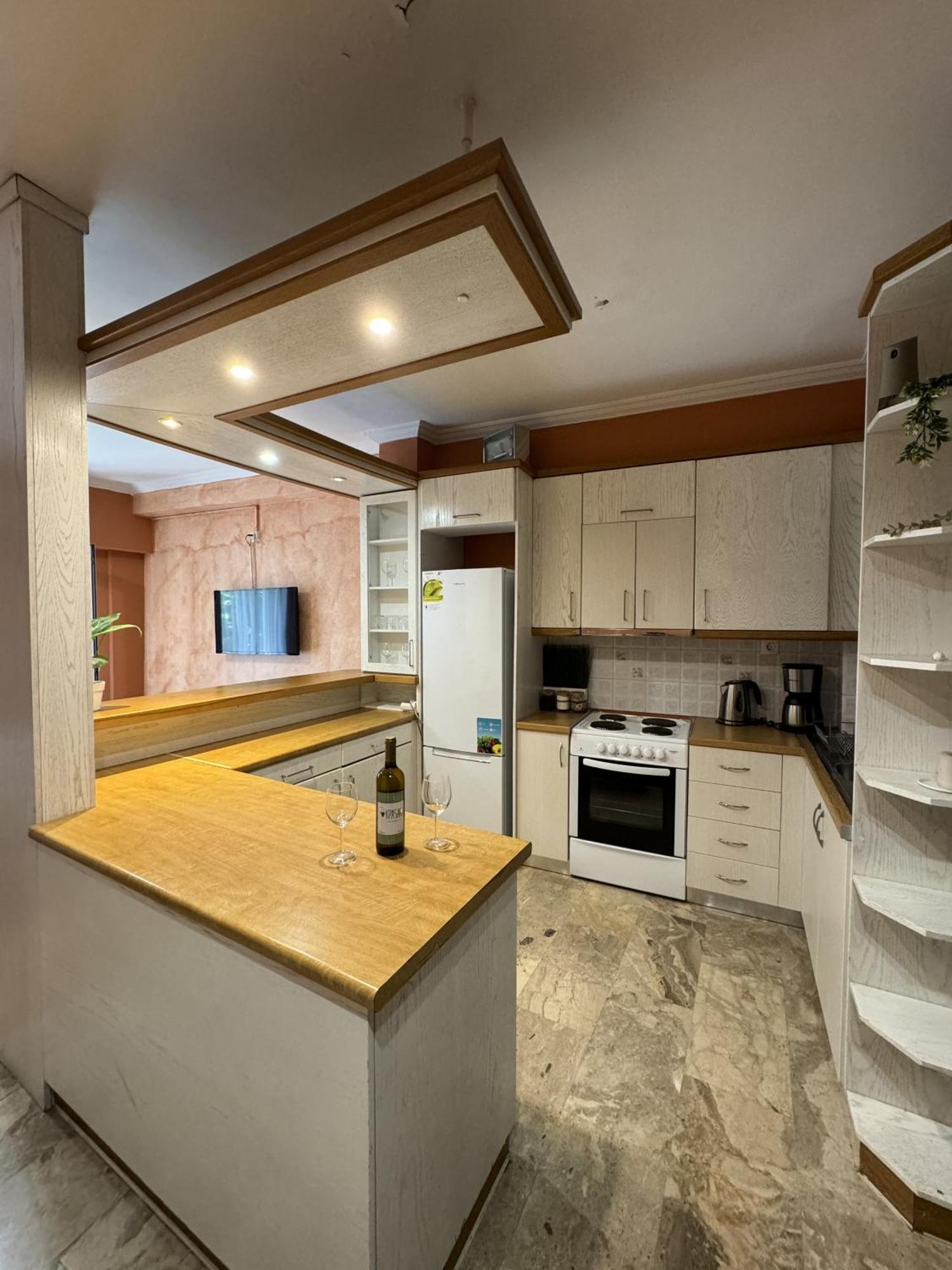 Cozy Apt Next To Acropolis Athena Bagian luar foto