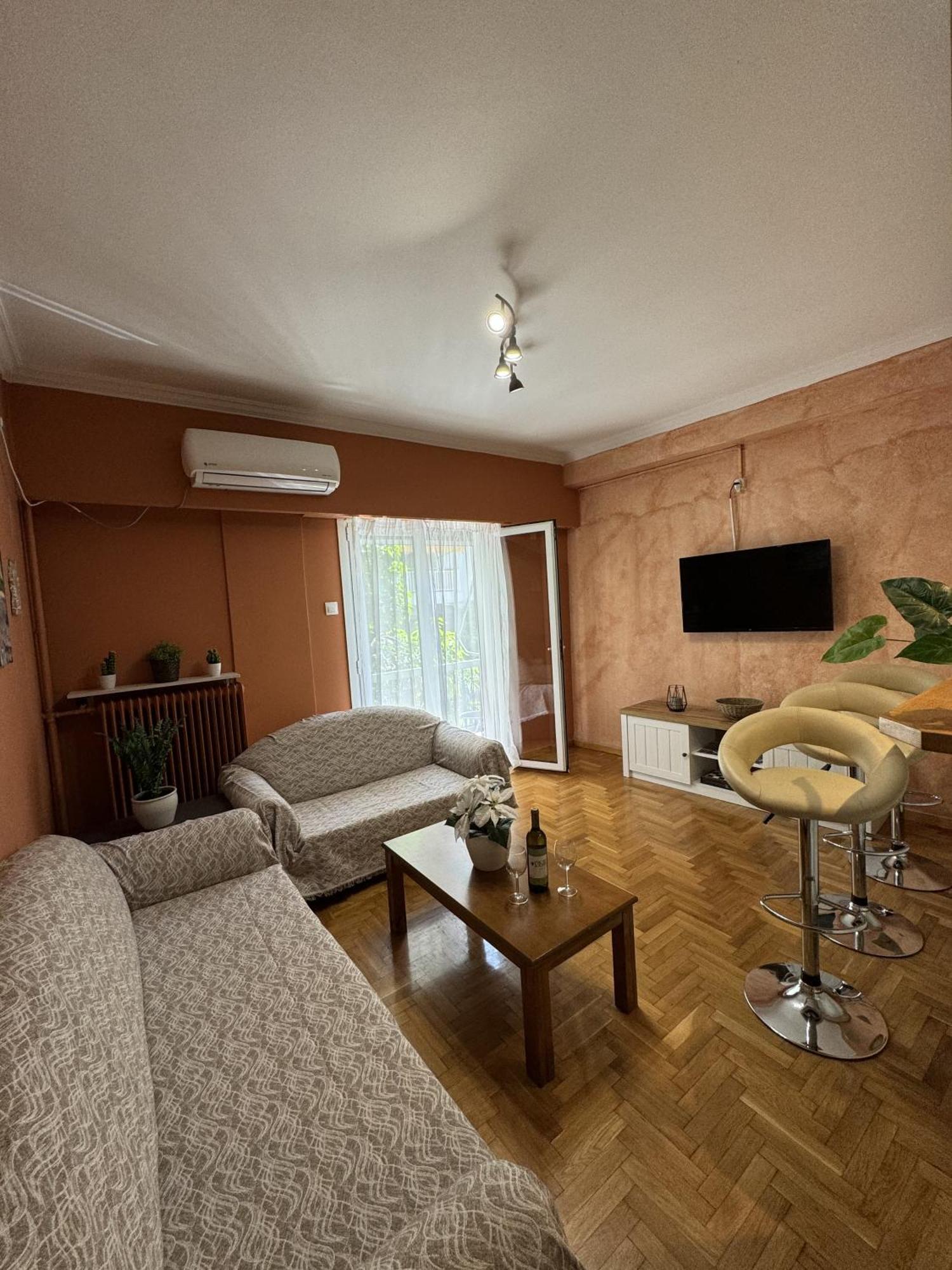 Cozy Apt Next To Acropolis Athena Bagian luar foto